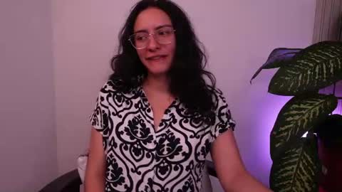 Snapshot of miaportman chatting on June 22, 2026, 3:25 am MIAPORTMANN online show from June 22, 2026, 3:25 am