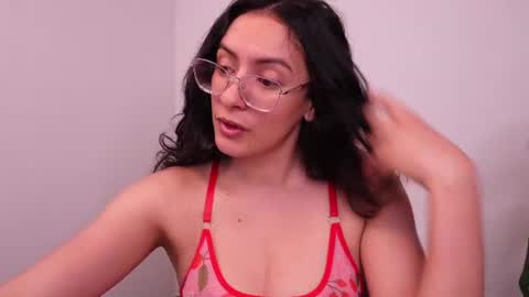 Snapshot of miaportman chatting on July 1, 2026, 8:27 am MIAPORTMANN online show from July 1, 2026, 8:27 am