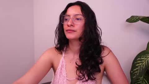 Snapshot of miaportman chatting on July 8, 2026, 6:07 am MIAPORTMANN online show from July 8, 2026, 6:07 am