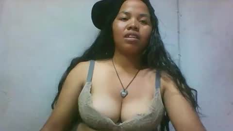 miarii online show from April 25, 2026, 3:20 pm