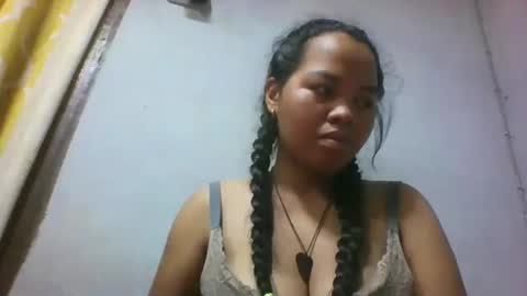 Snapshot of miarii chatting on May 10, 2026, 3:01 am miarii online show from May 10, 2026, 3:01 am