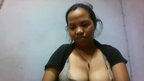 Snapshot of miarii chatting on May 29, 2026, 6:17 pm miarii online show from May 29, 2026, 6:17 pm