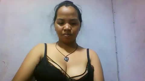 Snapshot of miarii chatting on June 7, 2026, 8:07 am miarii online show from June 7, 2026, 8:07 am