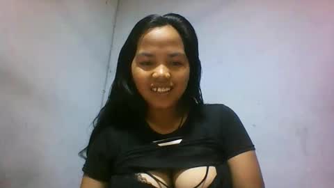 Snapshot of miarii chatting on June 9, 2026, 4:35 am miarii online show from June 9, 2026, 4:35 am