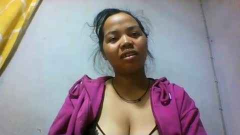 Snapshot of miarii chatting on June 14, 2026, 2:24 am miarii online show from June 14, 2026, 2:24 am
