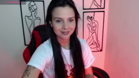 Snapshot of miarobinn_ chatting on February 16, 2026, 2:13 pm miarobinn_ online show from February 16, 2026, 2:13 pm