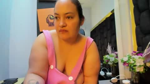 MiaRouse online show from August 4, 2026, 4:26 am