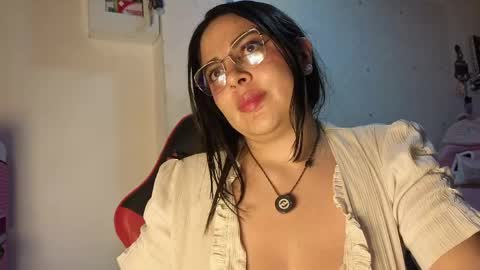 MiaHancock online show from May 10, 2026, 6:18 am