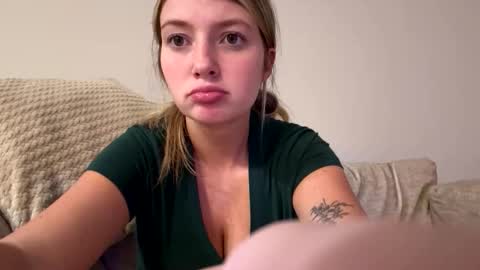 Snapshot of miasmith_001 chatting on May 31, 2026, 2:20 am miasmith_001 online show from May 31, 2026, 2:20 am
