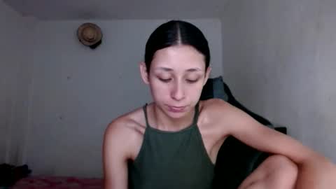 mia online show from February 12, 2026, 9:10 pm