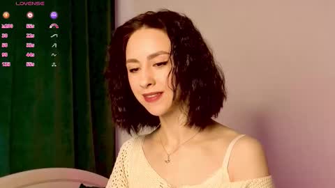 Snapshot of miasweetashoney chatting on December 5, 2025, 6:22 am Mia online show from December 5, 2025, 6:22 am