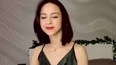 Snapshot of miasweetashoney chatting on December 23, 2025, 10:13 am Mia online show from December 23, 2025, 10:13 am