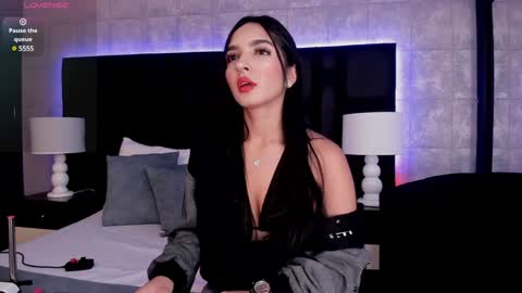 Snapshot of miasweetth chatting on January 28, 2025, 12:11 pm Mia Sweetth online show from January 28, 2025, 12:11 pm