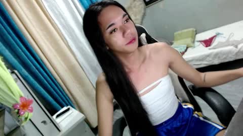 Mia online show from January 5, 2025, 8:21 pm