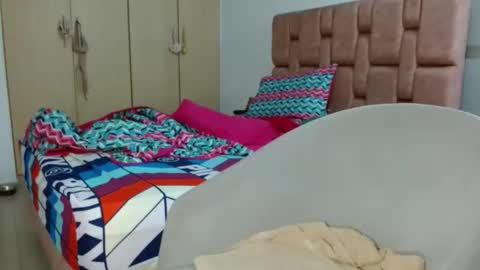 Snapshot of miavanessa_high chatting on January 18, 2026, 5:33 am MIA VANESSA online show from January 18, 2026, 5:33 am