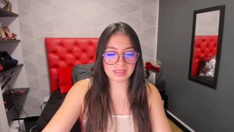 Snapshot of miawils_ chatting on January 25, 2025, 7:49 pm M I A W I L S online show from January 25, 2025, 7:49 pm