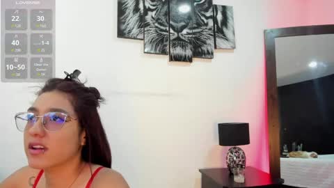 Snapshot of miayiron chatting on May 15, 2026, 1:51 pm MiaIron online show from May 15, 2026, 1:51 pm