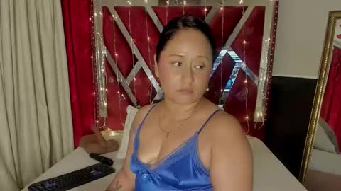 micaelahott_ online show from March 5, 2026, 2:51 am