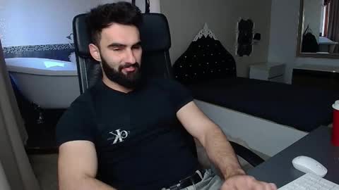 MicahLane online show from April 25, 2026, 4:37 am