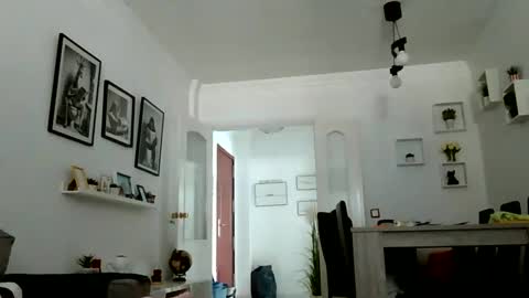 MILO MIAMI online show from June 6, 2026, 3:39 pm