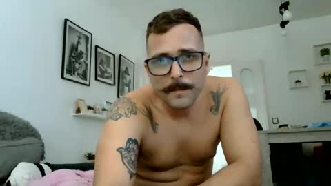 MILO MIAMI online show from June 11, 2026, 2:26 pm