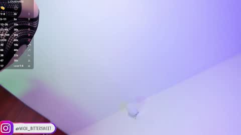         online show from January 28, 2025, 8:47 pm