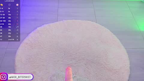         online show from February 5, 2025, 8:57 pm