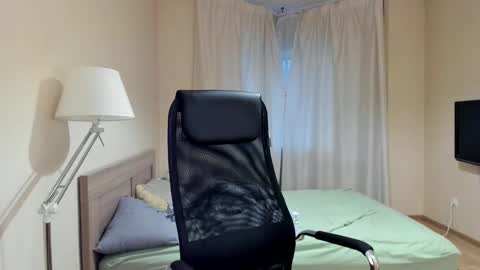 Snapshot of michael_birkin chatting on January 26, 2025, 6:49 am Michael Birkin online show from January 26, 2025, 6:49 am