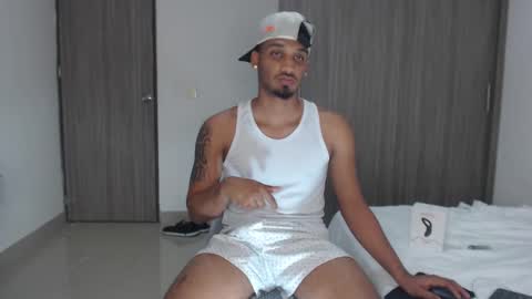 Snapshot of michael_jordanx chatting on December 16, 2024, 4:45 am Angel online show from December 16, 2024, 4:45 am