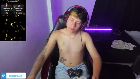 michael independent model  online show from October 2, 2025, 11:12 pm