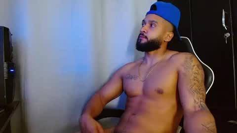 Snapshot of michael_maximo chatting on April 16, 2026, 7:31 am maximo online show from April 16, 2026, 7:31 am