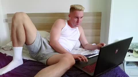 Snapshot of michael_sexdevil chatting on May 20, 2026, 11:49 am michael_sexdevil online show from May 20, 2026, 11:49 am