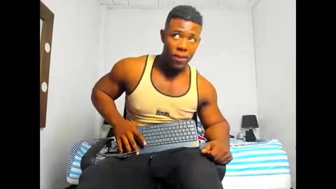 Snapshot of michael_smitht chatting on November 5, 2025, 2:00 am Michael online show from November 5, 2025, 2:00 am