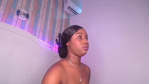 Snapshot of michaelacox chatting on June 1, 2026, 7:15 pm Michel online show from June 1, 2026, 7:15 pm