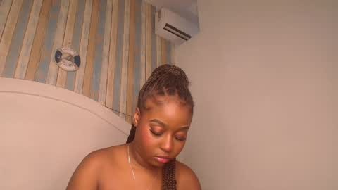 Snapshot of michaelacox chatting on June 28, 2026, 12:22 pm Michel online show from June 28, 2026, 12:22 pm