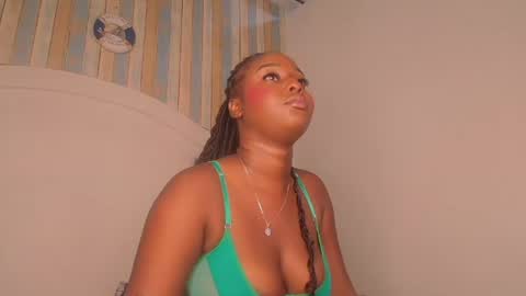 Snapshot of michaelacox chatting on July 28, 2026, 7:39 pm Michel online show from July 28, 2026, 7:39 pm