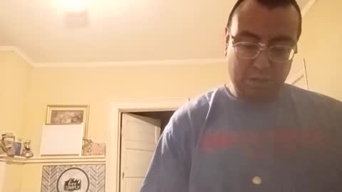 michaelamartinez583 online show from November 16, 2025, 10:32 am