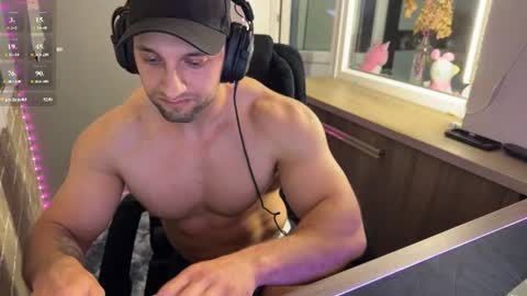 michaelbradley_for_u online show from July 4, 2026, 11:00 pm