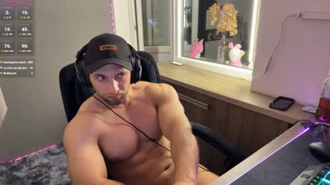 michaelbradley_for_u online show from July 9, 2026, 9:41 pm