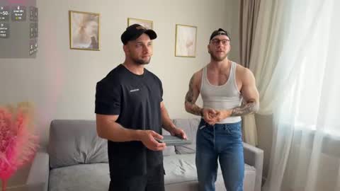 michaelbradley_for_u online show from July 20, 2026, 7:55 am