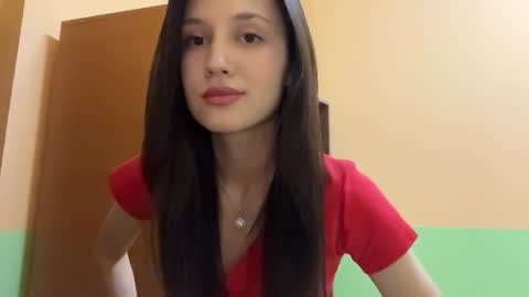 Snapshot of michaeleanidi chatting on June 13, 2026, 5:33 pm Milana online show from June 13, 2026, 5:33 pm