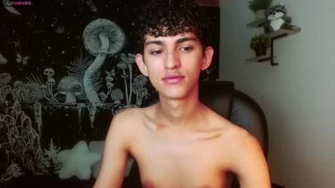 Snapshot of michaelkoiv chatting on June 23, 2026, 12:14 pm michaelkoiv online show from June 23, 2026, 12:14 pm