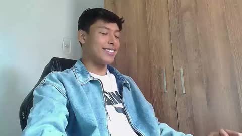 michaelstones online show from March 11, 2025, 2:40 pm