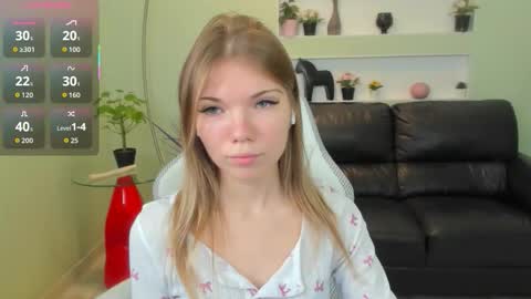 michafox online show from February 15, 2026, 10:36 am