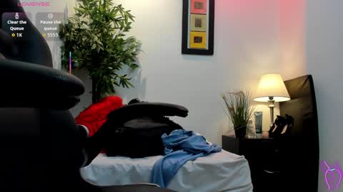 Snapshot of michel_lopez18 chatting on September 13, 2025, 11:10 am michel_lopez18 online show from September 13, 2025, 11:10 am