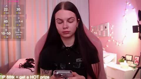 Snapshot of michela_fruet chatting on June 29, 2026, 1:01 am Kate online show from June 29, 2026, 1:01 am