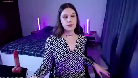 Snapshot of micheledoll chatting on June 17, 2026, 6:53 pm MicheleDoll online show from June 17, 2026, 6:53 pm