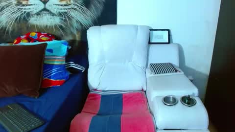 Snapshot of michell_myers chatting on November 5, 2025, 12:27 pm michell_myers online show from November 5, 2025, 12:27 pm