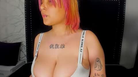 Snapshot of michell_rx chatting on April 1, 2026, 3:51 am michell rx online show from April 1, 2026, 3:51 am