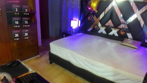 Michell  online show from March 16, 2026, 12:42 pm